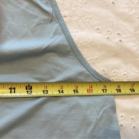 Lululemon Tank. B2 - Picture 4 of 4